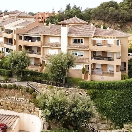 Vivi Homes - Valery Pool, Terrace & Padel *